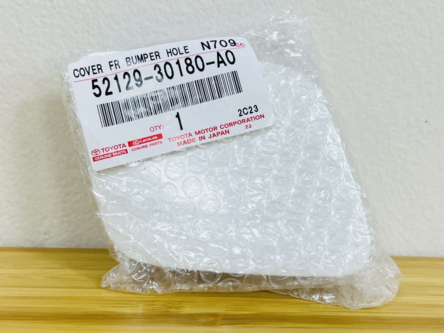 Front Bumper Hole Cover (52129-30180-A0)